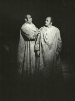 Odprawa posłów greckich - Marek Dąbrowski (Priam), Jerzy Artysz (Antenor) - premiera: Teatr Wielki w Warszawie, 18 lutego 1972
