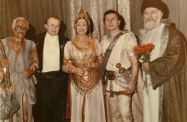Paria - Robert Młynarski (Dżares), Antoni Wicherek (dyrygent), Barbara Nieman (Neala), Roman Węgrzyn (Idamor), Jerzy Ostapiuk (Akebar) - premiera: Teatr Wielki w Warszawie, 9 listopada 1980