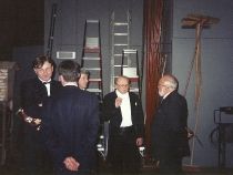Ubu Rex - za kulisami, po prawej Antoni Wicherek, Krzysztof Penderecki - spektakl: Eindhoven, 10 kwietnia 1996
